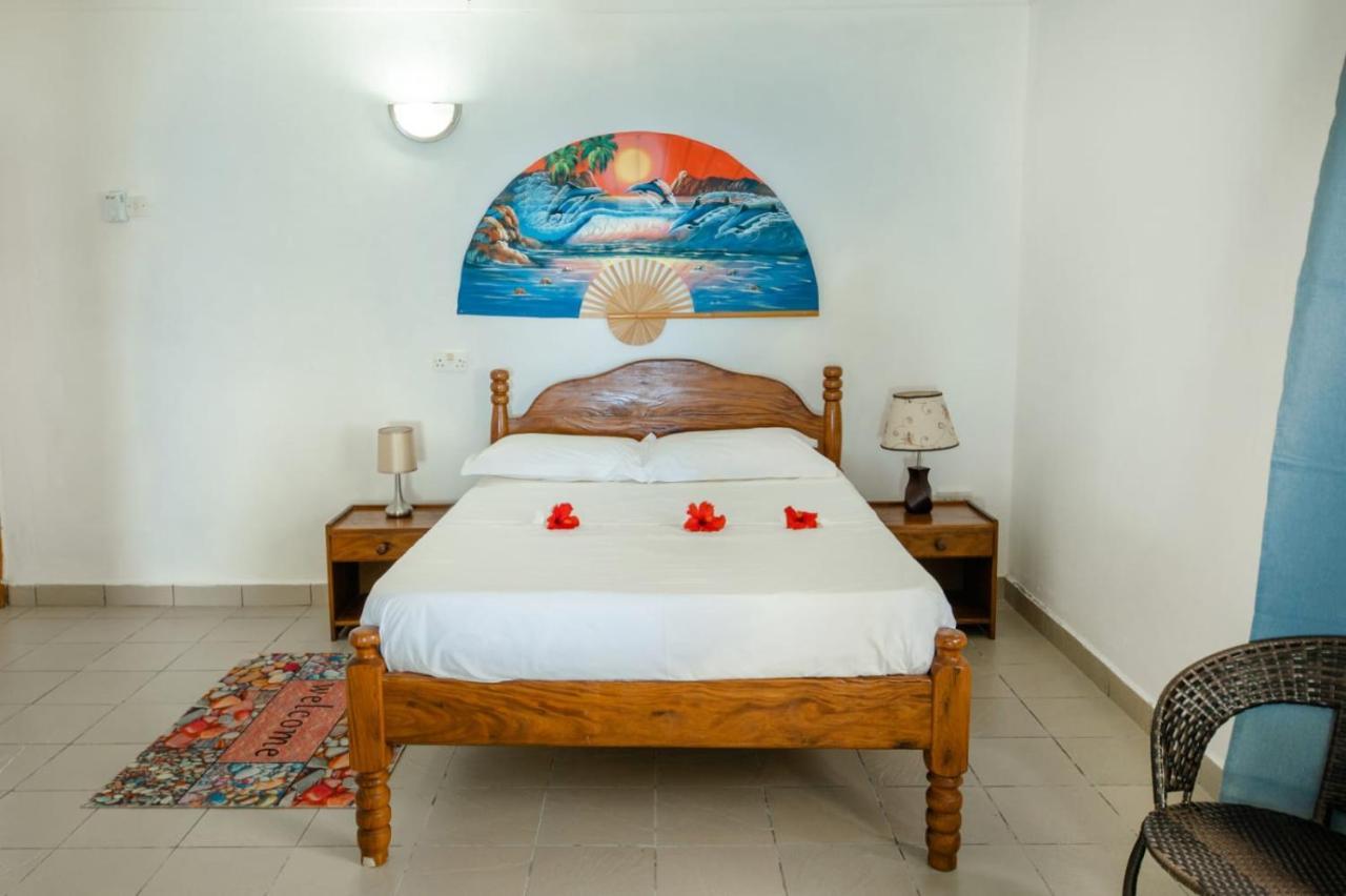 Maison Du Soleil Self Catering アンス・ラツィオ エクステリア 写真